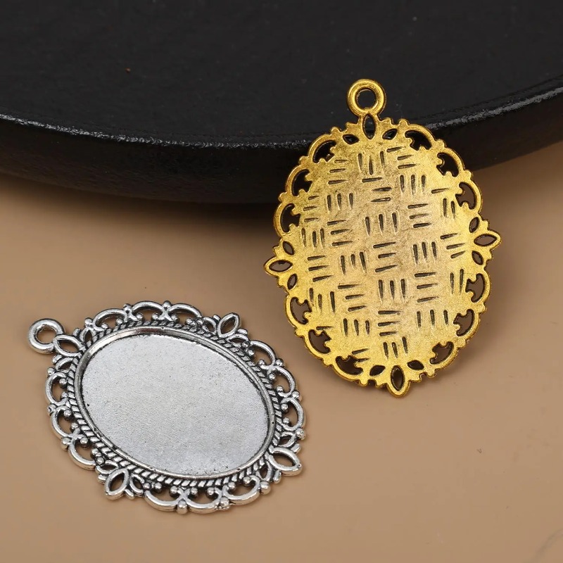 Vintage ovale Spitzen-Lünetten – Pendant Blank Bezel Bewertung und Preis