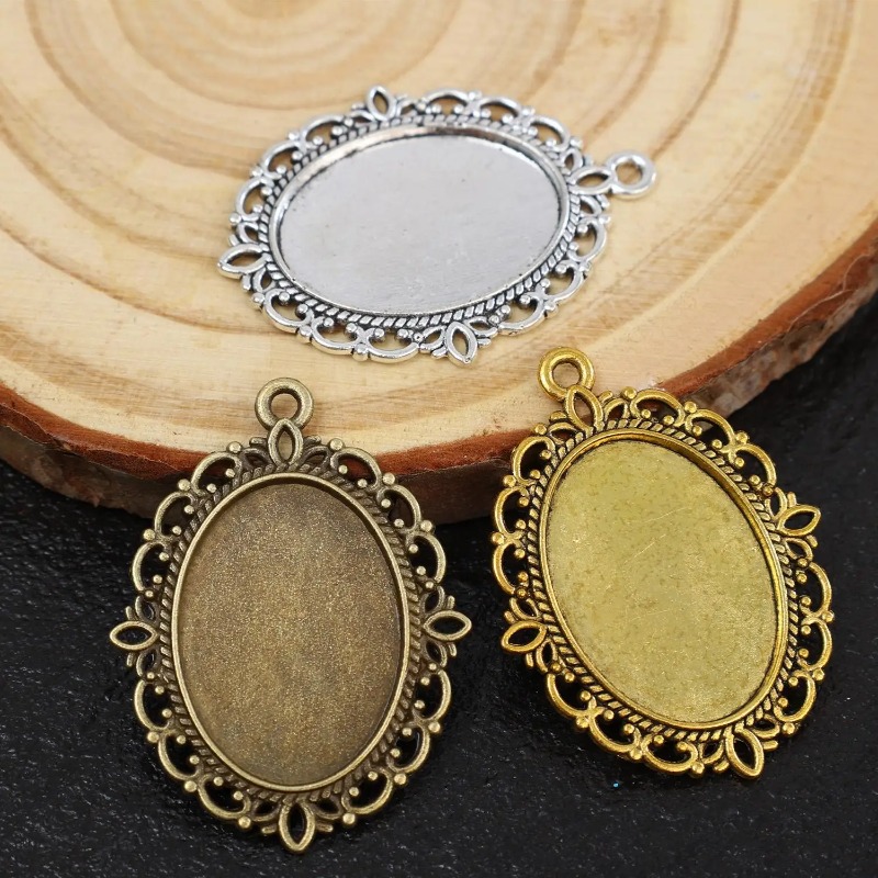 Vintage ovale Spitzen-Lünetten – Pendant Blank Bezel Bewertung und Preis