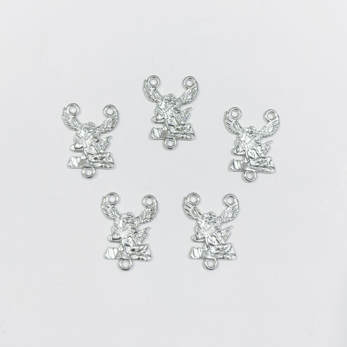 20 Stück St. Michael Anhänger, – Jewelry Making Michaels Bewertung und Preis