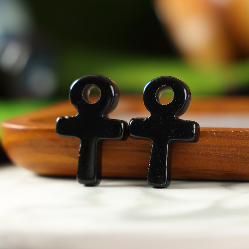 Obsidian Ankh-Kreuz-Anhänger L – Jewelry Making Michaels Bewertung und Preis